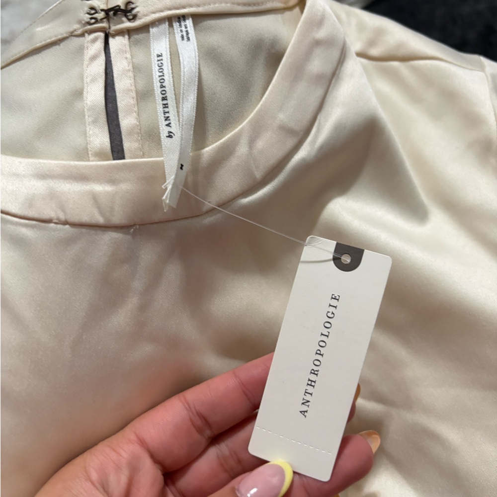 NWT By ANTHROPOLOGIE Cream Satin Baby Tee Blouse - Picture 13 of 16